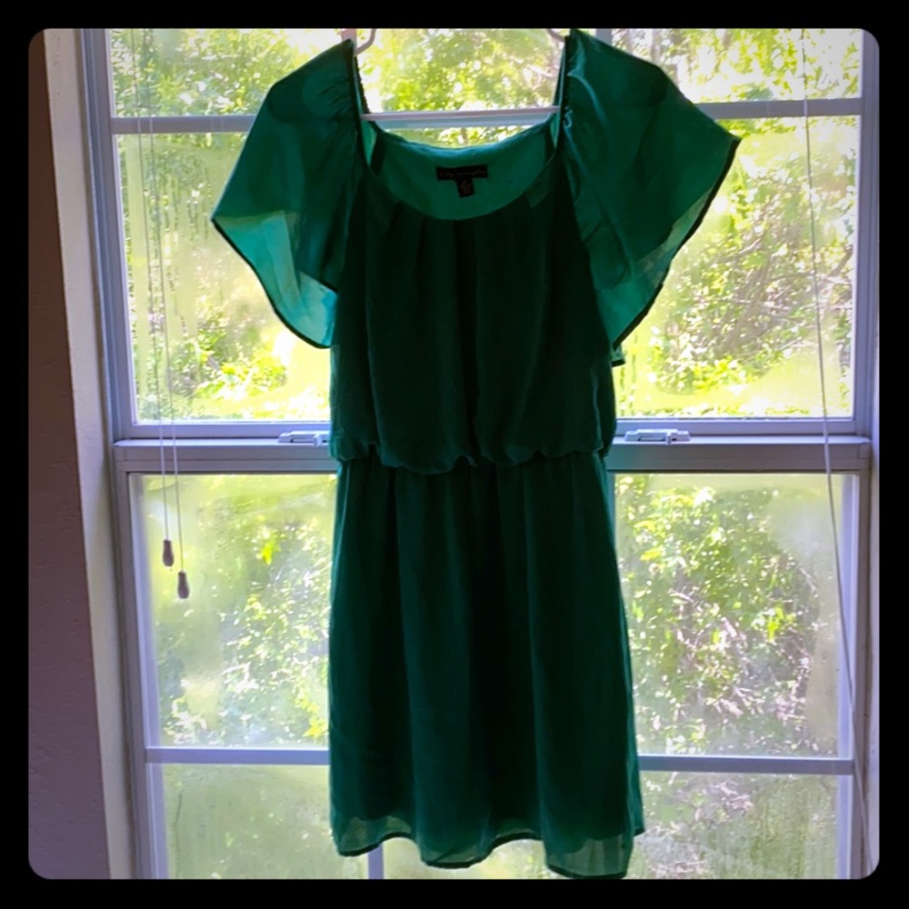 Green summer mini dress